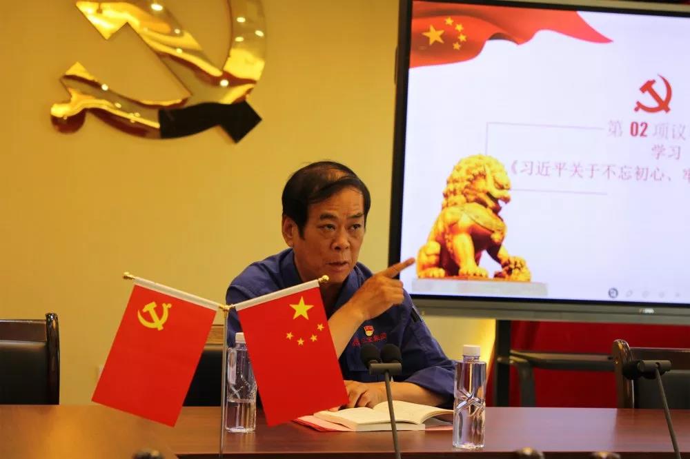 黨員立潮頭，領(lǐng)跑當(dāng)先鋒｜陳曉華：肩負(fù)安環(huán)使命，為企業(yè)保駕護(hù)航